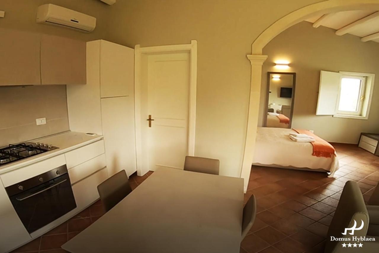 Domus Hyblaea Resort Palazzolo Acreide Exterior foto